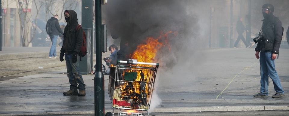 Voilent Protest